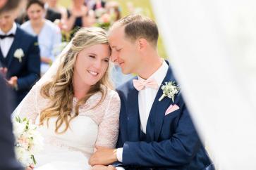 Hochzeitsfotograf Symposion Lindabrunn Niederösterreich Hochzeitsfotos Outdoorhochzeit Hochzeit im Grünen