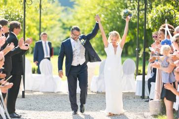 emotionale Trauung Hochzeitsfotograf Schloss Obermayerhofen Sebersdorf Steiermark Hochzeitsfotos Schloss Schlosshochzeit Hochzeit Thermenland